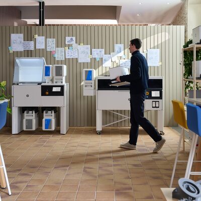 HP Multi Jet Fusion 1200 — компактная промышленная 3D-печать